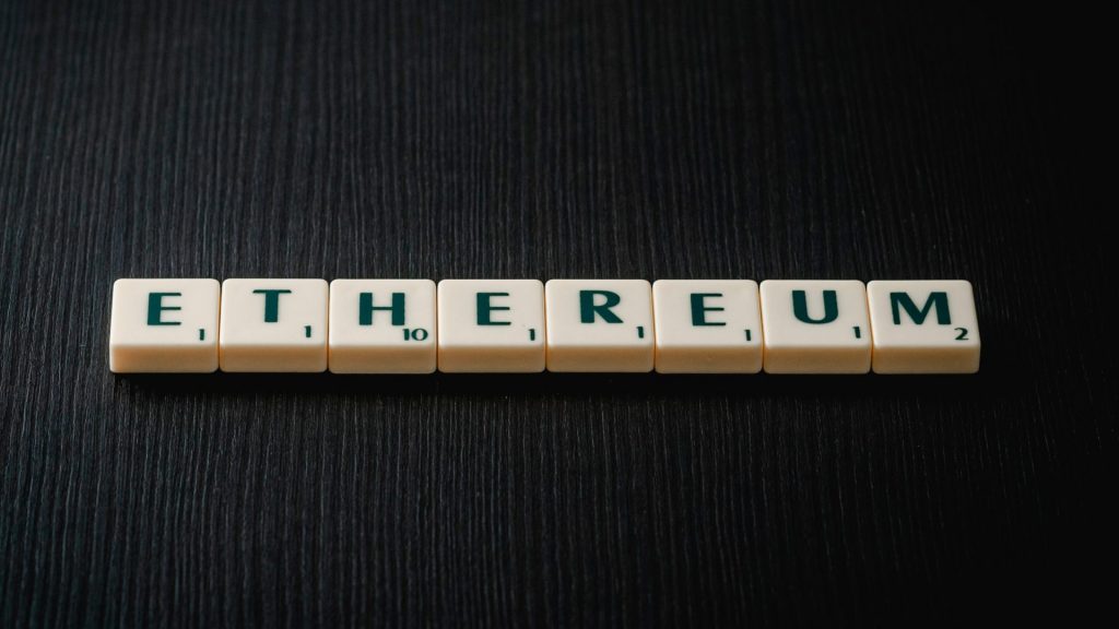 Ethereum est un titre financier ? Vitalik Buterin affirme que c'est un "mensonge éhonté »